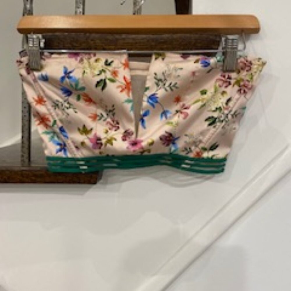Clearout-GUC Victoria Secret Floral Bralette / top size S